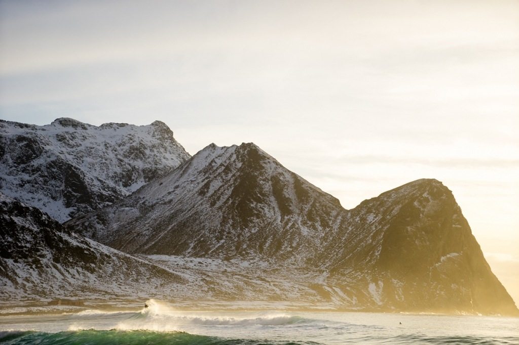2014, CHRIS BURKARD, NORWAY, WINTER, SURFING