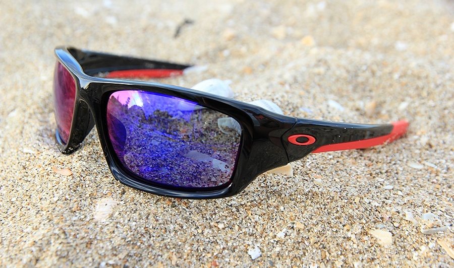 Oakley Valve - Form meets Function