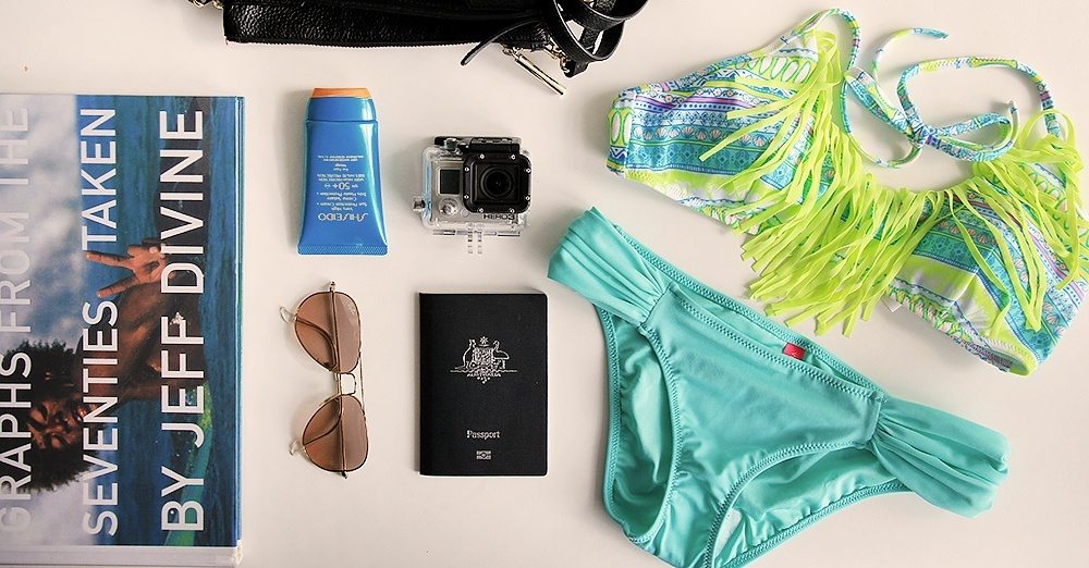 9 Reasons to Date a Surfer Girl