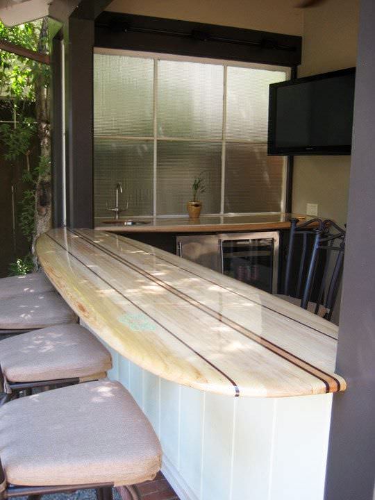 Recyclart.org surfboard into original bar
