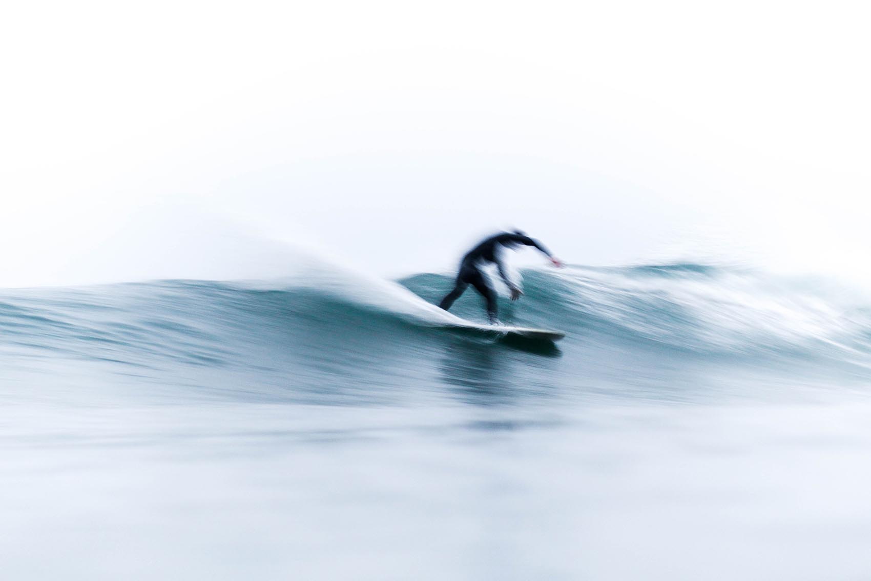 Is Surfing A Form of Meditation? Riding the Mindfulness Waves