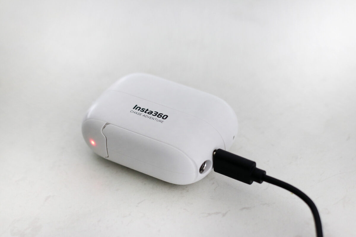 Insta360 go 2 charging