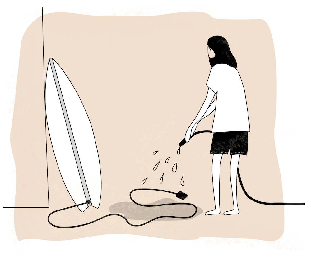 Rinse the leash