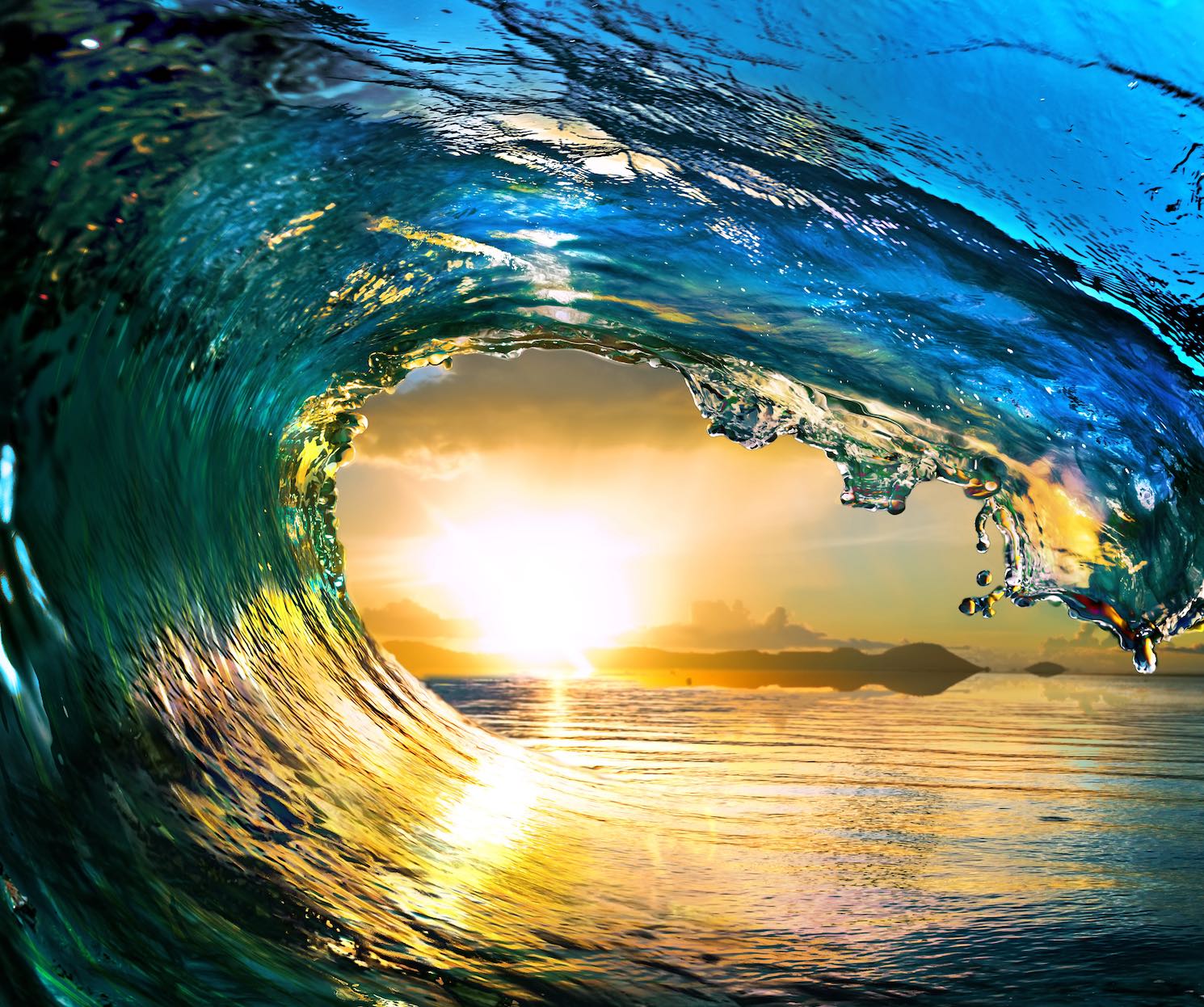Types of Surf Explained: Swells, Breaks, Winds & Tides