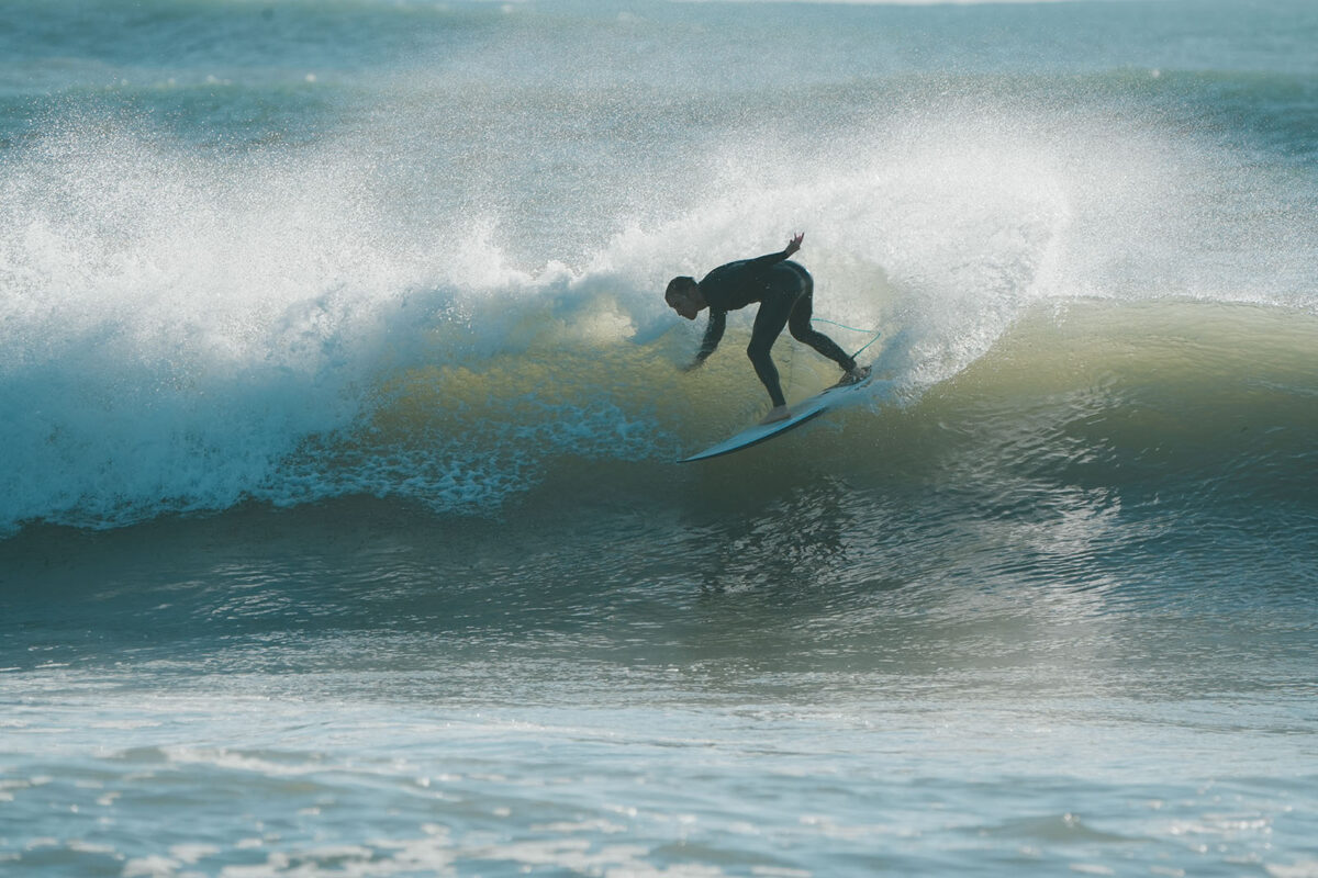 Brad Surfing Mount Maunganui