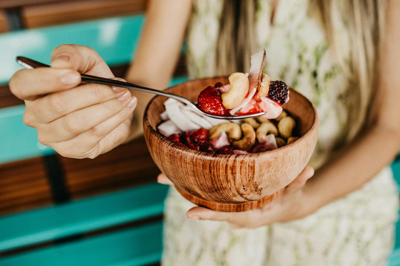 What to Eat Before and After Surfing for Energy