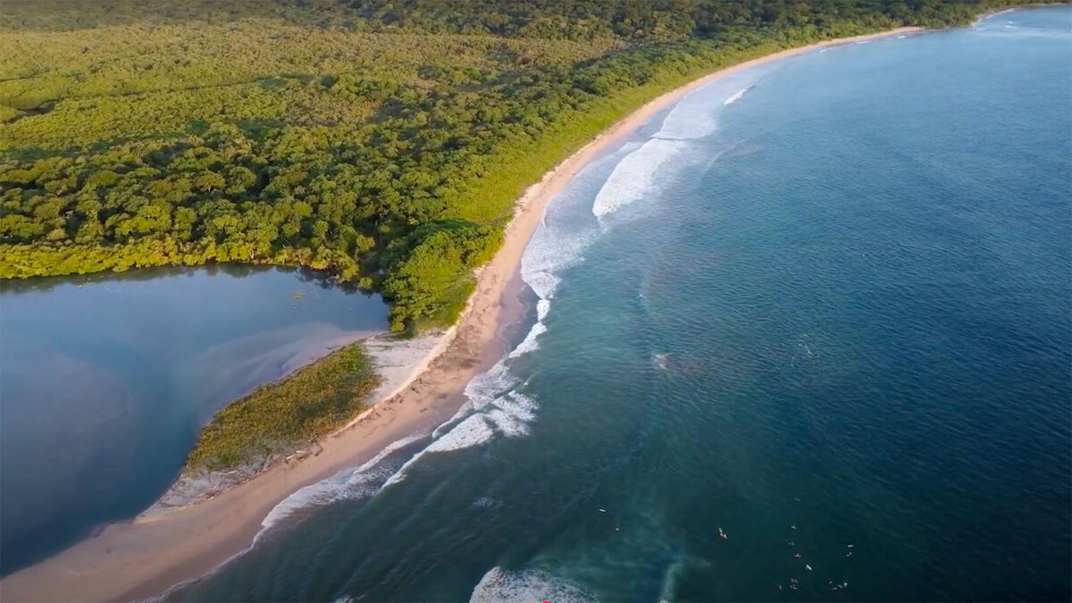 Playa Langosta Costa Rica Surf