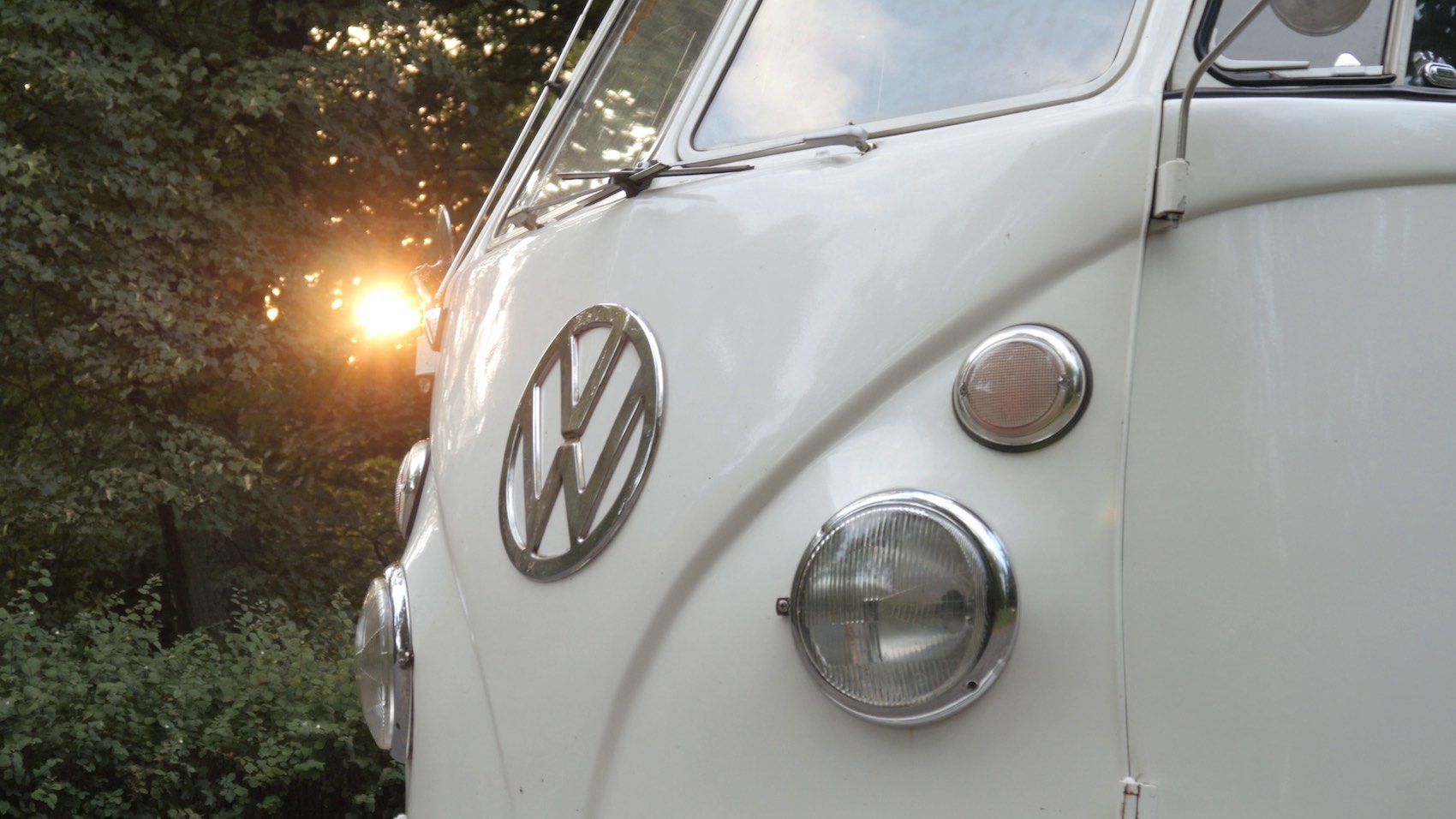 The Van Life Surf Guide: What You Really Need (and What You Really Don’t)